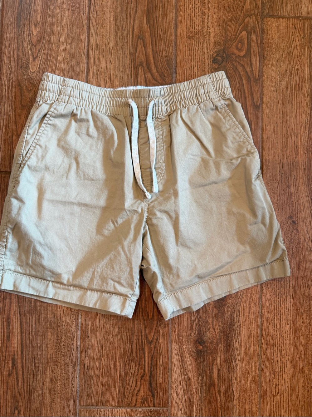 J. Crew Men's Drawstring Shorts 6” pockets /Light Khaki / XS